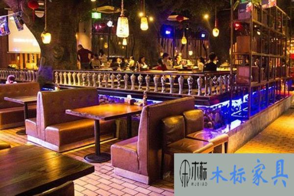 酒吧椅設計特點有哪些要求？年輕人都喜歡去酒吧嗎？ 