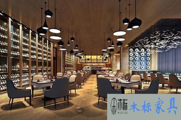 西餐廳裝修設計如何讓環境與餐桌椅搭配 